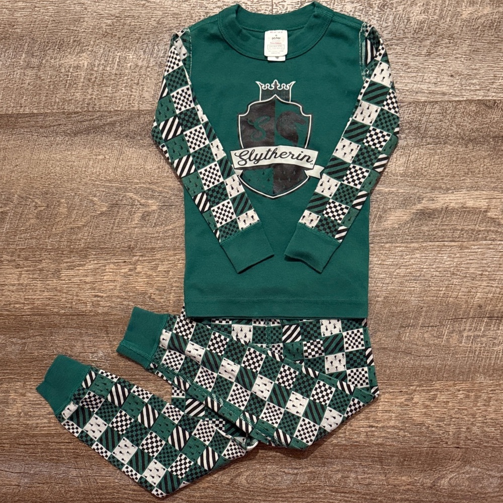Hanna Andersson Harry Potter Long John PJ’s—Slytherin House Print